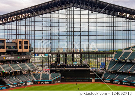 The giant glass of ESCON FIELD HOKKAIDO (F Village, Hokkaido Ballpark, Kitahiroshima City, Hokkaido) 124692713