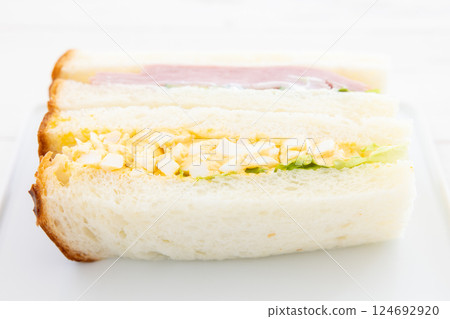 Delicious mix sandwich Delicious mix sandwich 124692920
