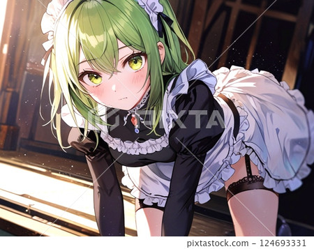 圖：身穿綠色頭髮和女僕裝的美麗女孩，室內背景 124693331