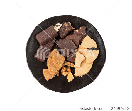 Protein cookie isolated, broken round energy snack with peanuts, chicory fibre 124697600