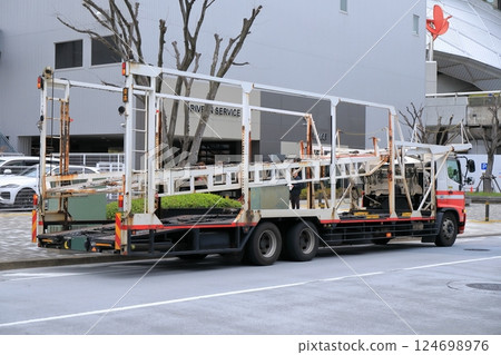 承運車（車輛承運人） 124698976