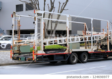 承運車（車輛承運人） 124698977