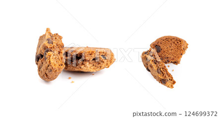 Chocolate chips cookies isolated, broken American biscuits, cocoa cake, sweet morsels bakery 124699372