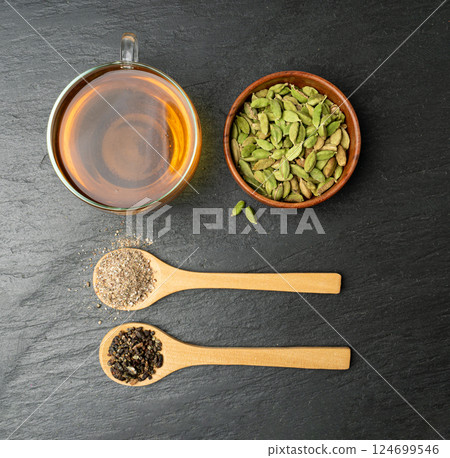 Cardamom Tea, Cardamon Drink, Kardamon Infusion, Cardamum Spice Beverage, Natural Tonic Energy Drink 124699546