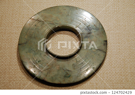 China, Sichuan Province, Yangtze River Civilization, Sanxingdui Ruins Museum, Hall 1, Yupi China, Sichuan Province, Yangtze River Civilization, Sanxingdui Ruins Museum, Hall 1, Yupi 124702429
