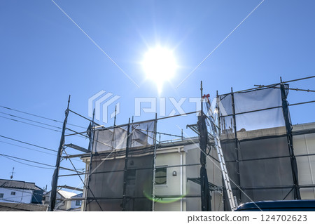 Exterior wall repair work for detached houses and roof renovation 124702623