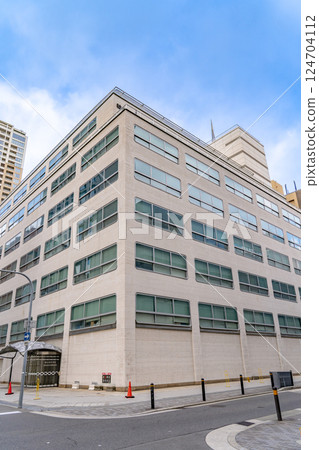 Export Textile Hall (a symbol of the postwar Showa reconstruction) Living Architectural Museum Modernist Architecture Bingo-cho, Chuo-ku, Osaka Export Textile Hall (a symbol of the postwar Showa reconstruction) Living Architectural Museum Modernist Architecture Bingo-cho, Chuo-ku, Osaka 124704112