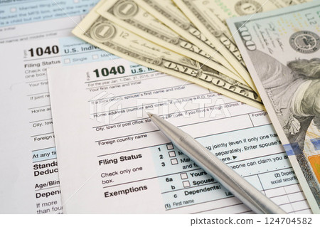 Tax form 1040 U.S. Individual Income Tax Return, business finance concept. Tax form 1040 U.S. Individual Income Tax Return, business finance concept. 124704582