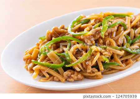 美味青椒牛肉 124705939