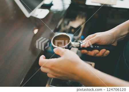 手 咖啡 喝咖啡 124706120