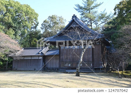 [Kumamoto Prefecture] Suizenji Jojuen Garden Noh Theater 124707042