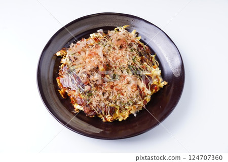 Pork ball okonomiyaki 124707360