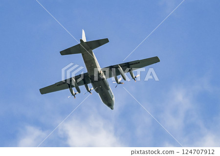 France Airplane transport Airbus A400M Atlas, military transport aircraft Europe NATO 124707912