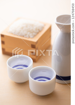 清酒的形象 清酒的形象 124708450