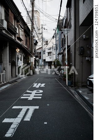 遊走日本小路 124709851
