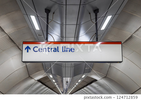 Subway sign pointing to Central Line in curved tunnel of London Tube Subway sign pointing to Central Line in curved tunnel of London Tube 124712859