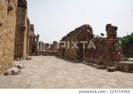 India: World Heritage Site, Qutub Minar and its Monuments in Delhi 124714369
