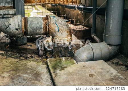 排水管結冰 排水管結冰 124717283