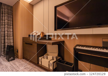 位於濱松町站和竹芝站附近的 Waters Takeshiba 的豪華酒店 Mesm Tokyo 的客房 124720129