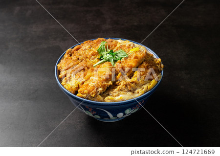 A hearty pork cutlet bowl 124721669
