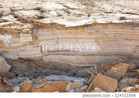Dead Sea salt mineral formation layers, Jordan Dead Sea salt mineral formation layers, Jordan 124721956