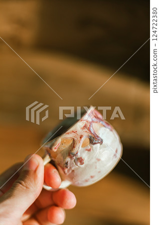 Ceramic products Ceramic products 124722380