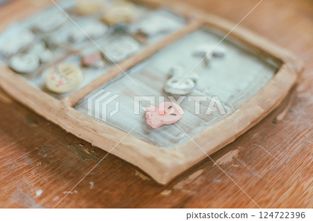 Clay pottery ceramic Products 124722396