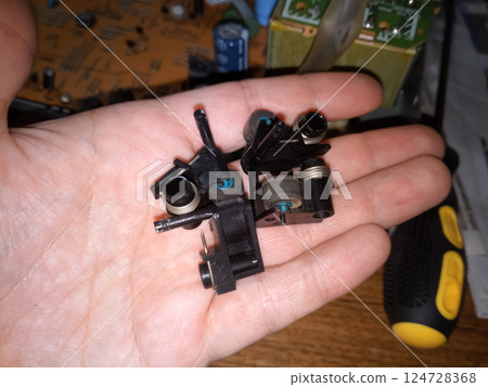 pressure roller of the tape drive mechanism of the cassette deck. pressure roller of the tape drive mechanism of the cassette deck. 124728368
