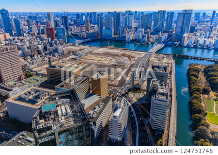 View from Hibiki, the observation deck on the 46th floor of Caretta Shiodome, Dentsu's headquarters building, Higashi-Shinbashi, Minato Ward, Tokyo 124731748