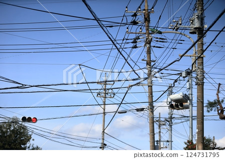 電纜和電桿 電纜和電桿 124731795