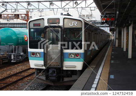 [SN] Shinonoi Line 211 Series Train (Local: Matsumoto⇔Nagano) 124732459