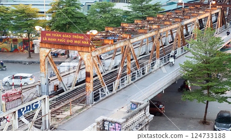 越南河內龍邊大橋 124733188