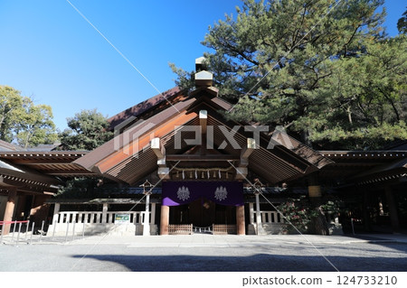 熱田神社 124733210