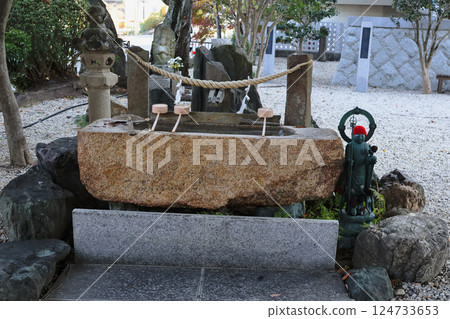 高德院、長津屋（淨化噴泉） 124733653