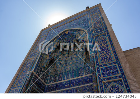 Beautiful blue tiled mosque in Samarkand 124734043