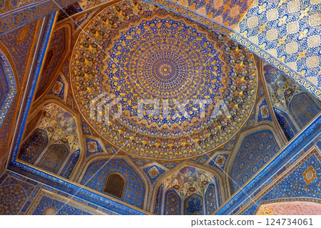 Beautiful interior of the dome of Registan Square Beautiful interior of the dome of Registan Square 124734061