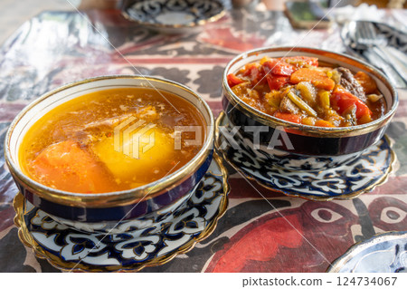 Samarkand soup 124734067
