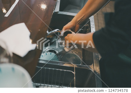 廚房 手 手邊 124734578