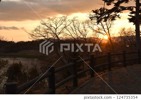 黃昏時的氣仙沼大島自然之路 124735354