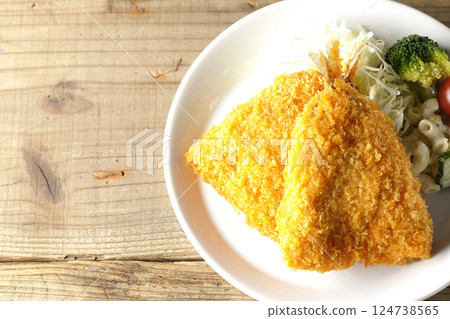 Aerial view of fried horse mackerel 124738565