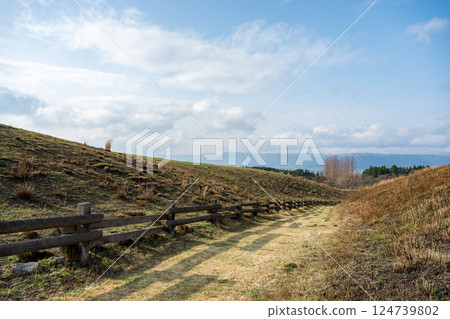 火燒過後的阿蘇風景 火燒過後的阿蘇風景 124739802