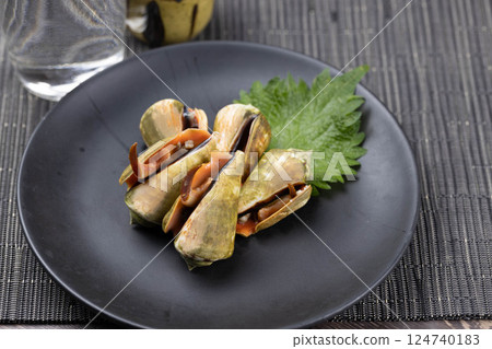 Tiraja: Snacks to go with alcohol 1 124740183