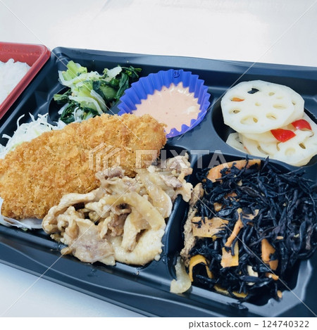 薑絲豬肉炒白魚便當 124740322