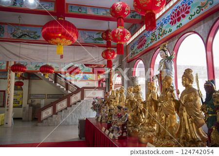 THAILAND PATTAYA NAKLUA POI SIAN JOW SHRINE 124742054