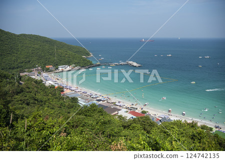 THAILAND PATTAYA KO LAN ISLAND TAWAEN BEACH THAILAND PATTAYA KO LAN ISLAND TAWAEN BEACH 124742135