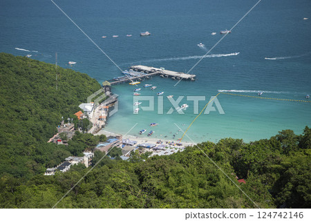 THAILAND PATTAYA KO LAN ISLAND TAWAEN BEACH 124742146