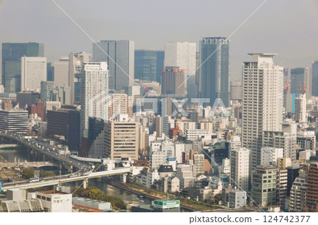 Osaka, yellow sand, yellow sand from China, March, yellow sand heralding spring, Osaka Castle, yellow sand in the city of Osaka, yellow sand arrives in Japan 124742377