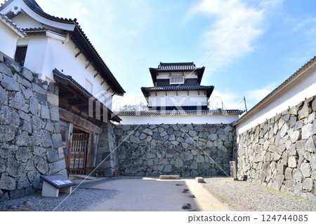Spring at Fukuoka Castle Site Fukuoka Castle Cherry Blossom Festival Shimonohashi Gate Shiomi Tower Spring at Fukuoka Castle Site Fukuoka Castle Cherry Blossom Festival Shimonohashi Gate Shiomi Tower 124744085