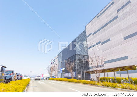 大型購物中心 124745106