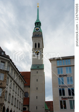 Walking in Munich, Germany Walking in Munich, Germany 124748008